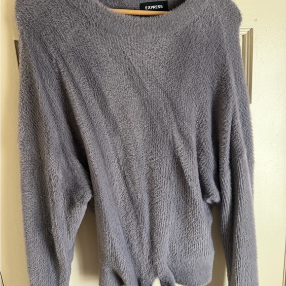 Express sweater - Picture 3 of 7